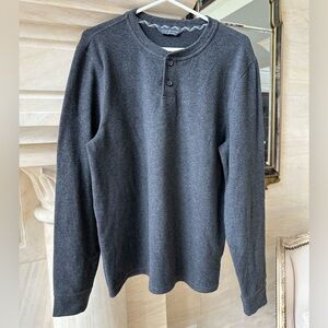 Men’s Alpine Design dark grey sweatshirt.